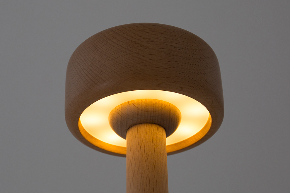 Big Bowl - log LED table lamp 111.2cmの画像