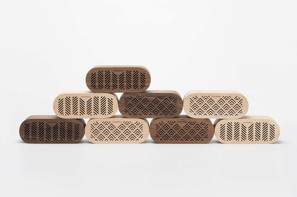 belaDESIGN ベラデザイン Wood Bluetooth Speaker <BS1602>の画像