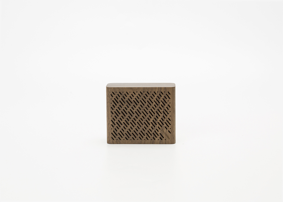 belaDESIGN ベラデザイン Brownie Bluetooth speaker <BS1909C>の画像