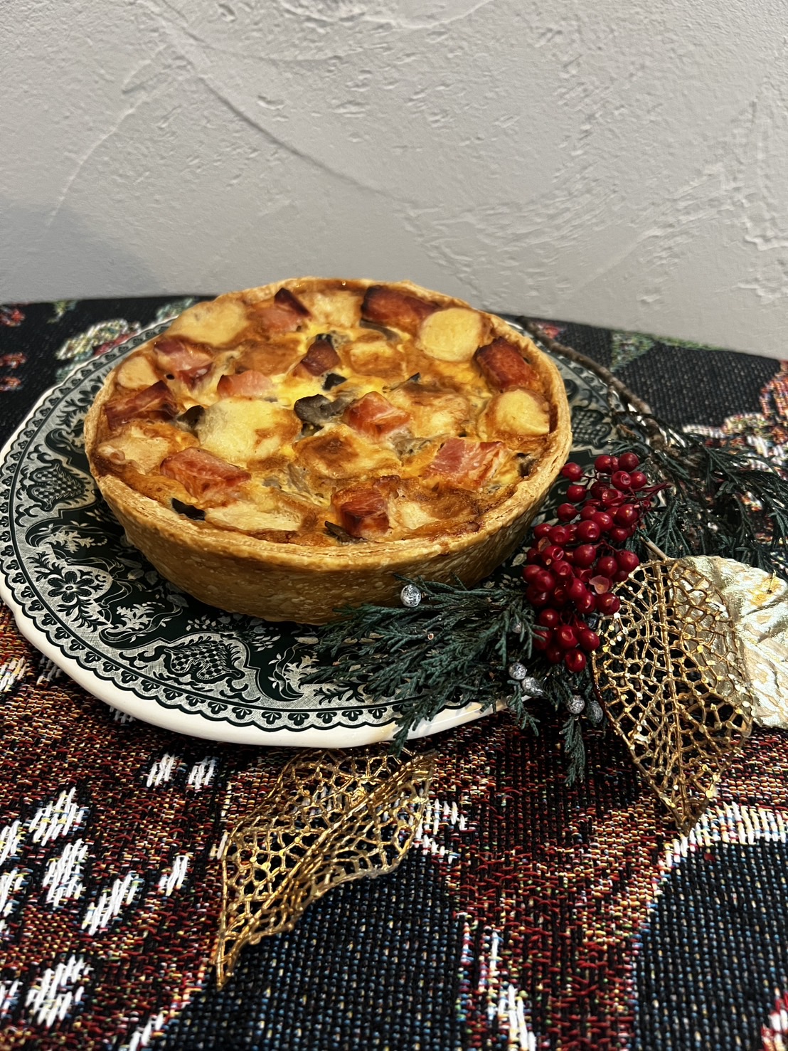 【Christmas2025ご予約】きのこのキッシュの画像