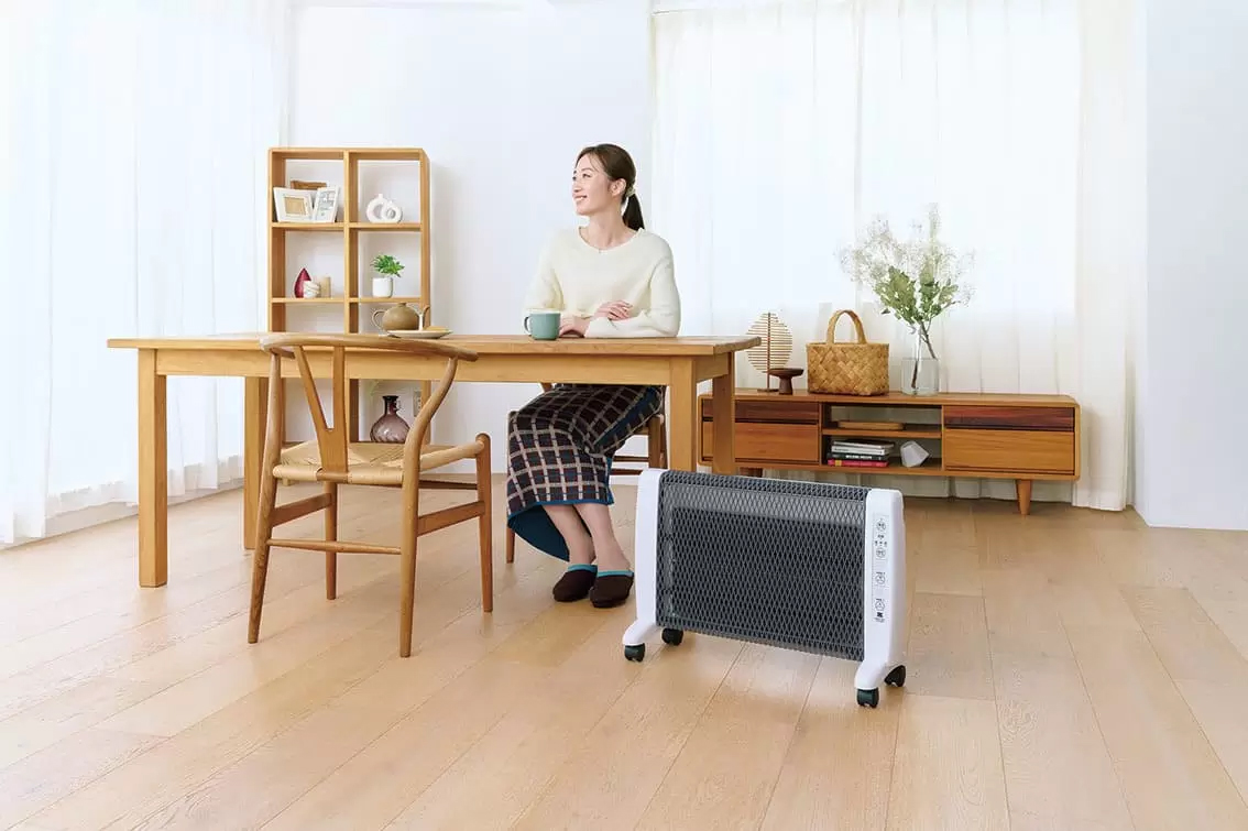 遠赤外線暖房機　アーバンホット RH-3000　SALE！55,000円のところの画像