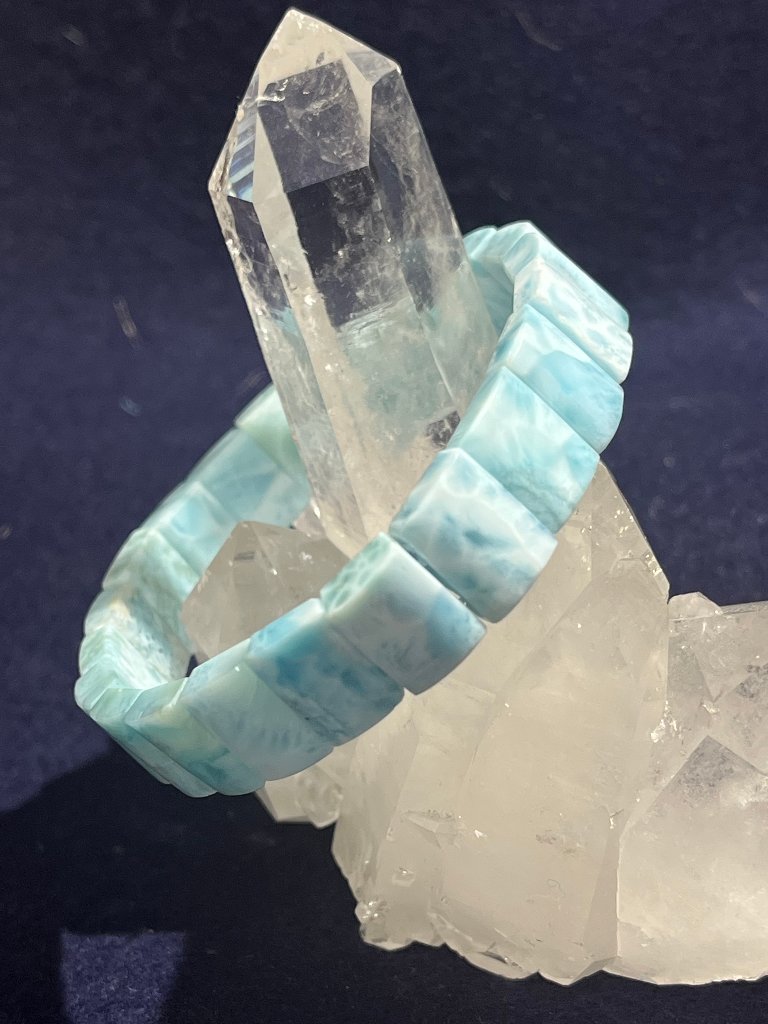 ラリマーブレスレットの画像