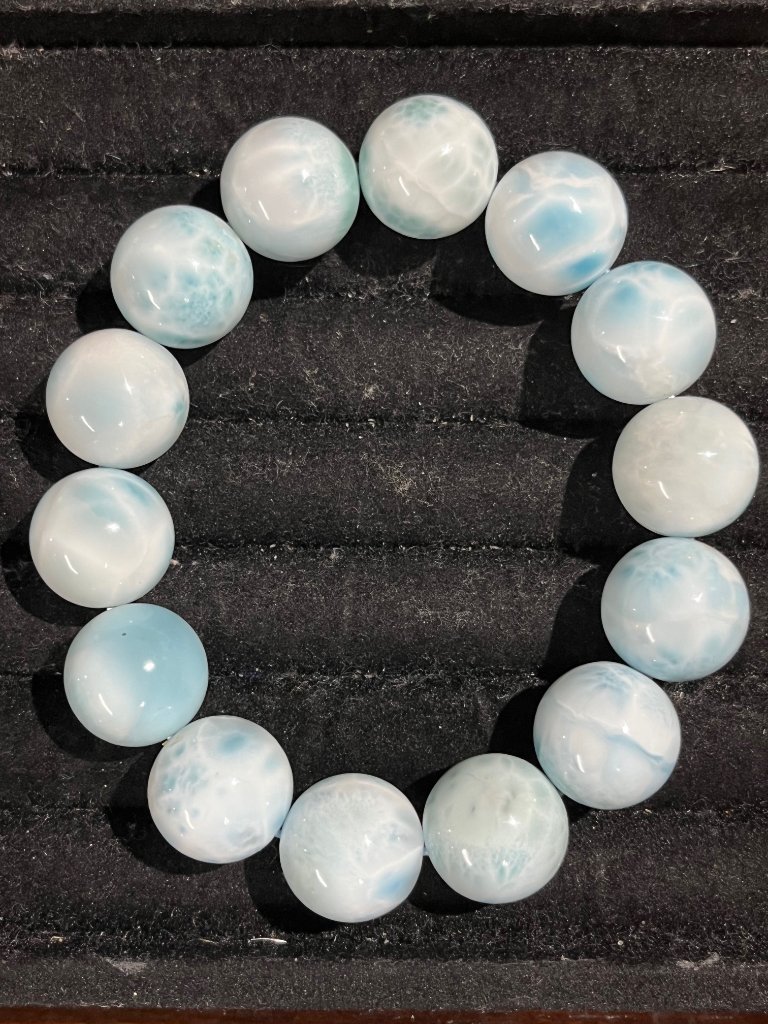 ラリマー15.5㎜ブレスレットの画像