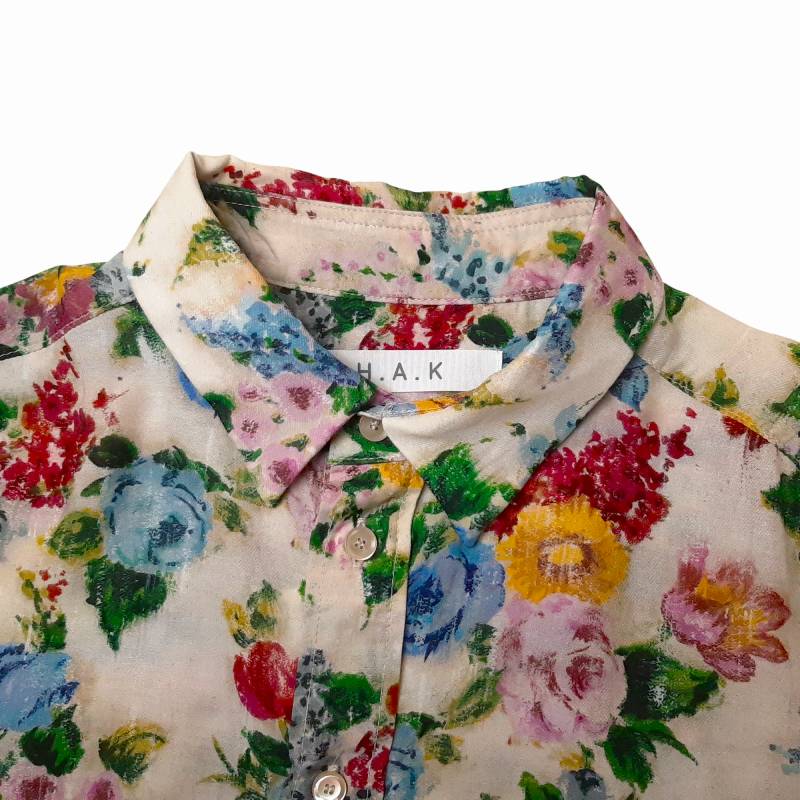 H.A.K 「TRACE FLORALプリントブラウス」 Fの画像