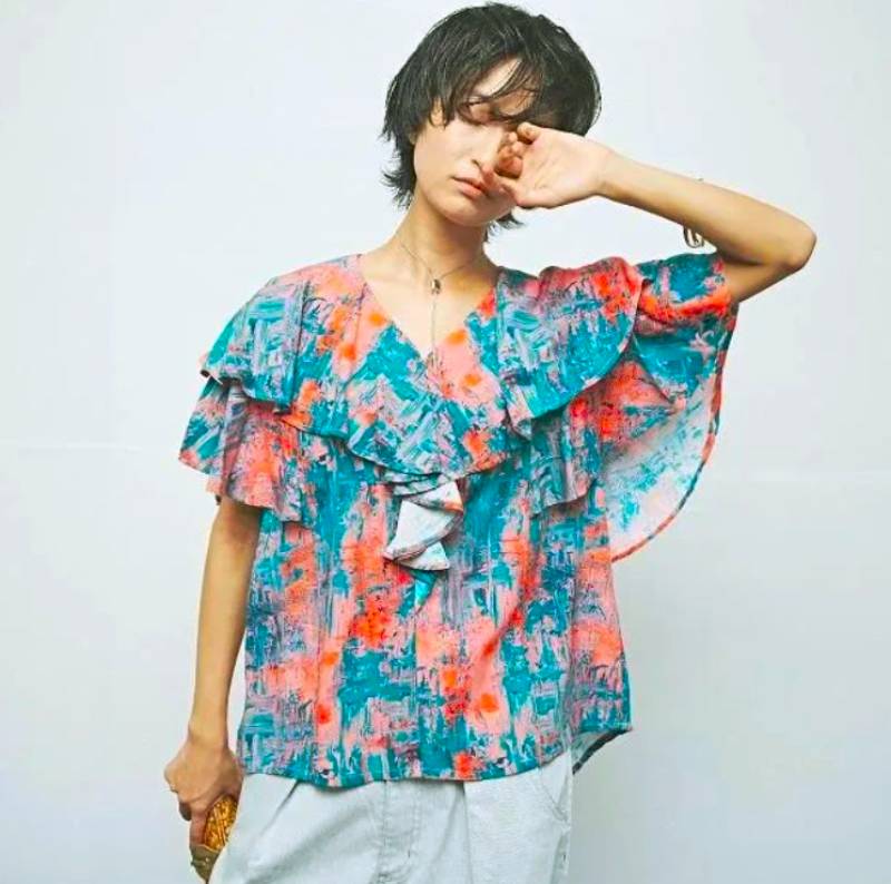 MUUNAA「アブストラクトPtフリルブラウス」(Lady's)の画像