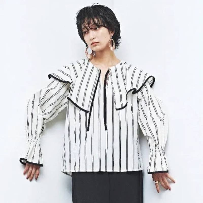 MUUNAA「ケープ衿ストライププリントブラウス」(Lady's)の画像