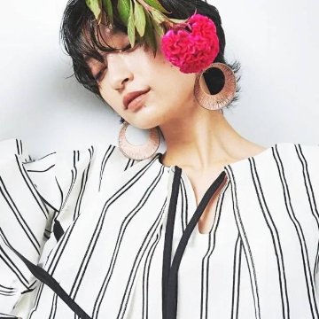 MUUNAA「ケープ衿ストライププリントブラウス」(Lady's)の画像