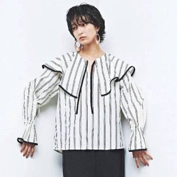 MUUNAA「ケープ衿ストライププリントブラウス」(Lady's)の画像