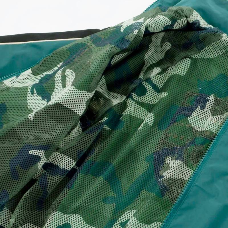 nexchic「バック刺繍タフタウインドブレーカー」(130-150cm) の画像