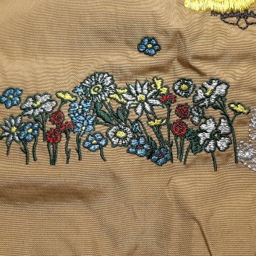 SUPER HAKKA 「〈Ball & Chainコラボ〉ランプとうさぎ刺繍トートバッグ」(Mサイズ)　【メール便送料無料】の画像