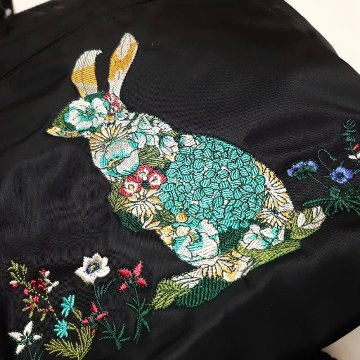 SUPER HAKKA glanta 「かくれんぼうさぎ刺繍２WAYリュックトート」Fの画像