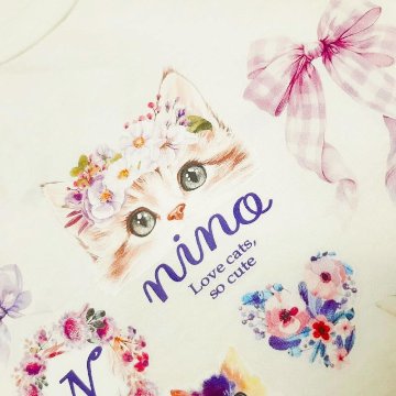 nino「ラベンダーねこプリントフレアースリーブTシャツ」(90-140cm) 【メール便送料無料】の画像