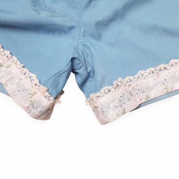 Souris(スーリー)「裾レース＆お花モチーフ付き ショートパンツ」（100-140cm） 【メール便送料無料】の画像