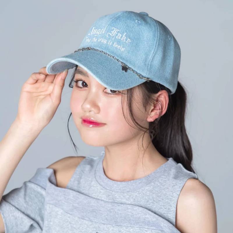 ZIDDY「チェーン付きデニムキャップ」ワンサイズの画像