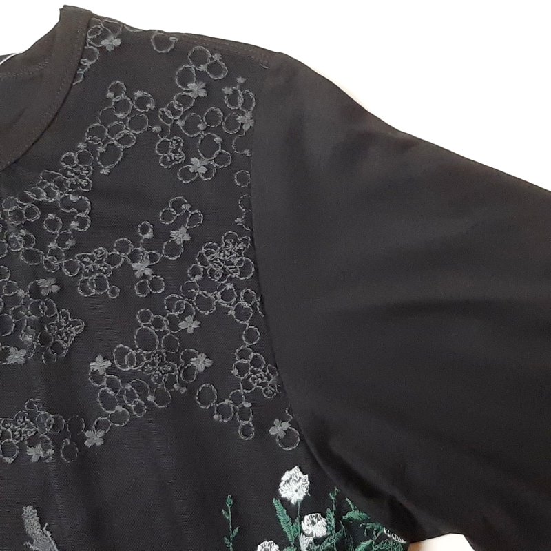 SUPER HAKKA「花舞う森辺刺繍チュールレース×天竺×コットンタイプライターブラウス」 Fの画像