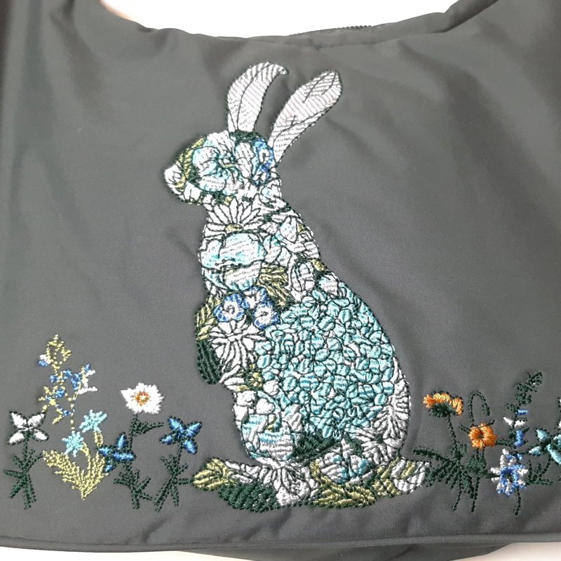 SUPER HAKKA glanta「かくれんぼうさぎ刺繍2WAYソフトショルダーバッグ」Fの画像