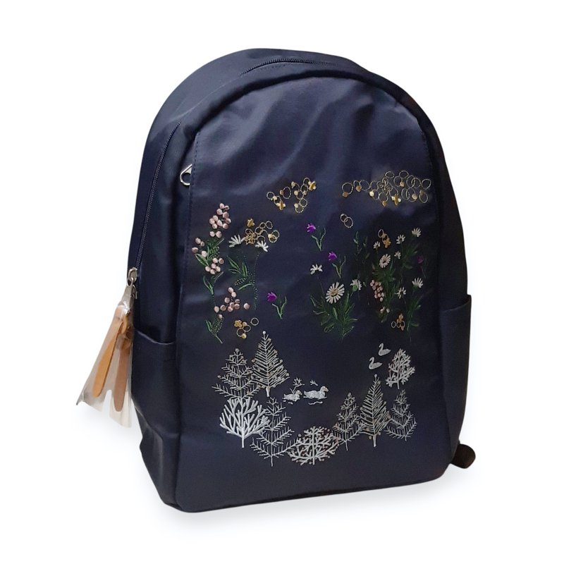 SUPER HAKKA glanta「花舞う森辺刺繍ラウンドリュック」F