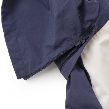 SLAP SLIP(スラップスリップ) 「フード付き恐竜＆乗り物刺繍タフタリバーシブルラグランジャケットboys」(80-130cm) の画像