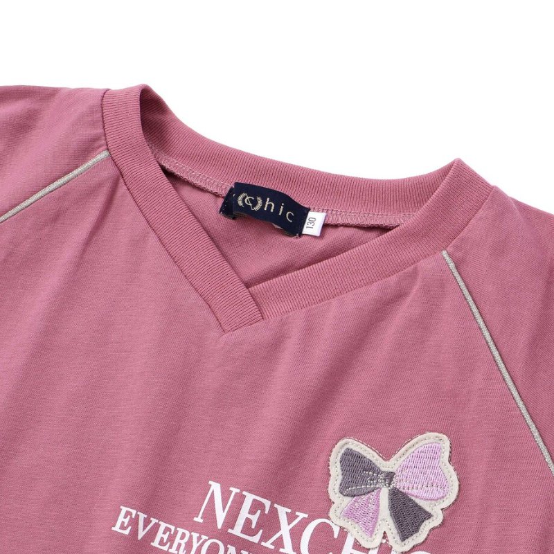 nexchic (ネクシック) 「ロゴワッペン付きラグラン長袖Tシャツ」(110-150cm) の画像
