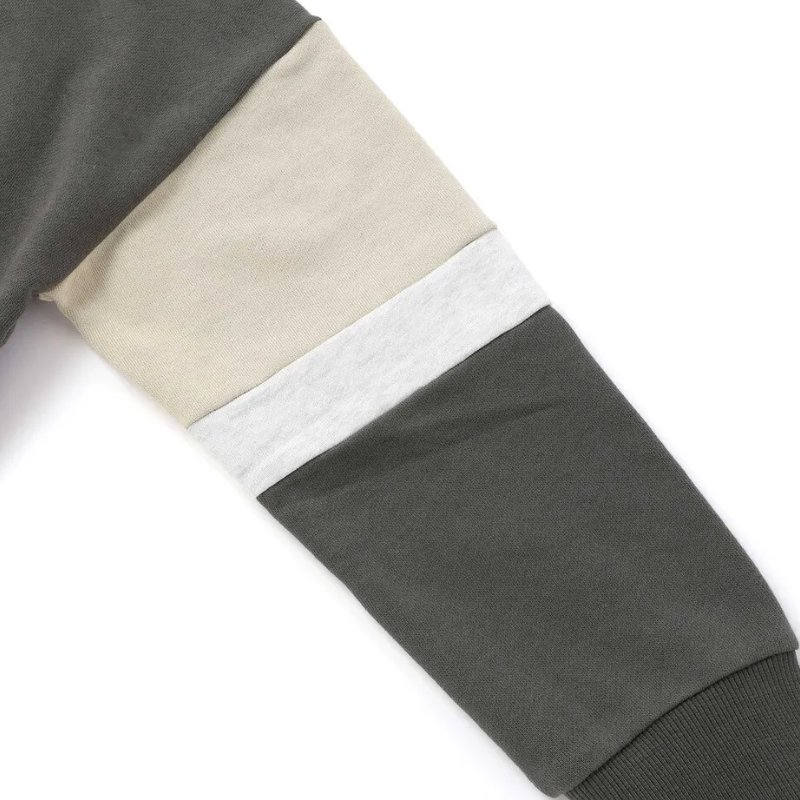 nexchic (ネクシック) 「ナンバーパッチ＆切り替え裏毛パーカー」(130-150cm) の画像