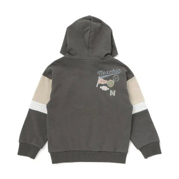 nexchic (ネクシック) 「ナンバーパッチ＆切り替え裏毛パーカー」(130-150cm) の画像