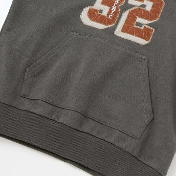 nexchic (ネクシック) 「ナンバーパッチ＆切り替え裏毛パーカー」(130-150cm) の画像