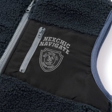 nexchic (ネクシック) 「リバーシブルボアベスト」(120-150cm) の画像