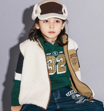 nexchic (ネクシック) 「リバーシブルボアベスト」(120-150cm) の画像