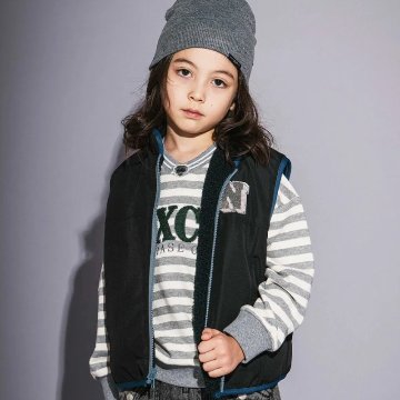 nexchic (ネクシック) 「リバーシブルボアベスト」(120-150cm) の画像