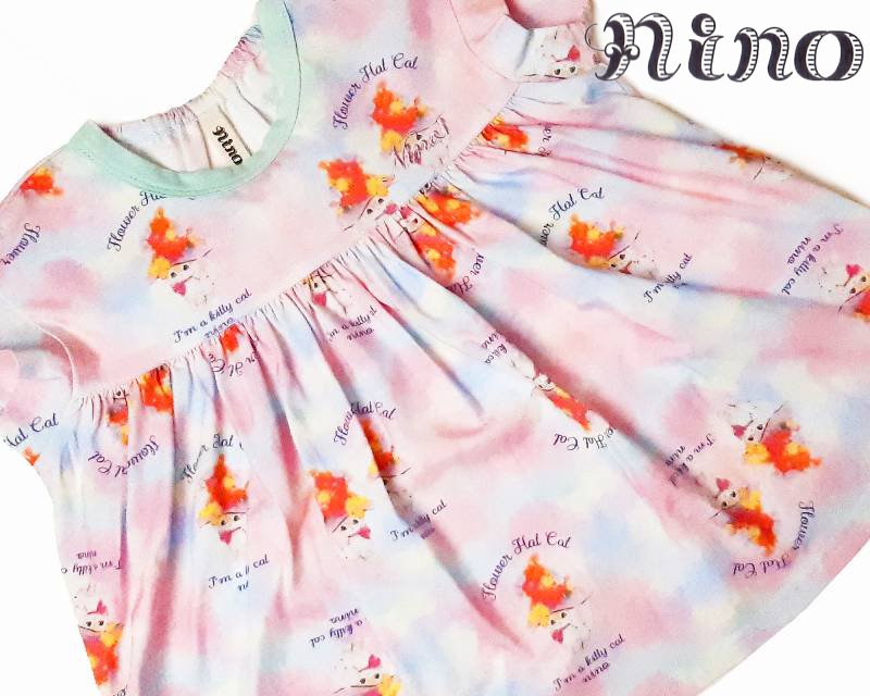 nino「フラワーハットCATプリントカットソーチュニック」(90-130cm) 【メール便送料無料】の画像