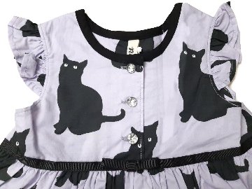 nino「くろねこプリントフレンチスリーブワンピース」(90-140cm) の画像