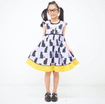 nino「くろねこプリントフレンチスリーブワンピース」(90-140cm) の画像