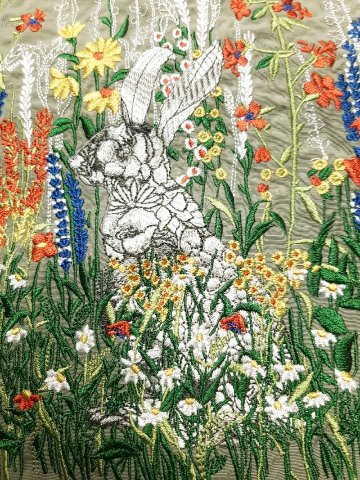 SUPER HAKKA 「〈Ball & Chainコラボ〉うさぎの隠れ家刺繍トートバッグ」(Lサイズ)　【メール便送料無料】の画像