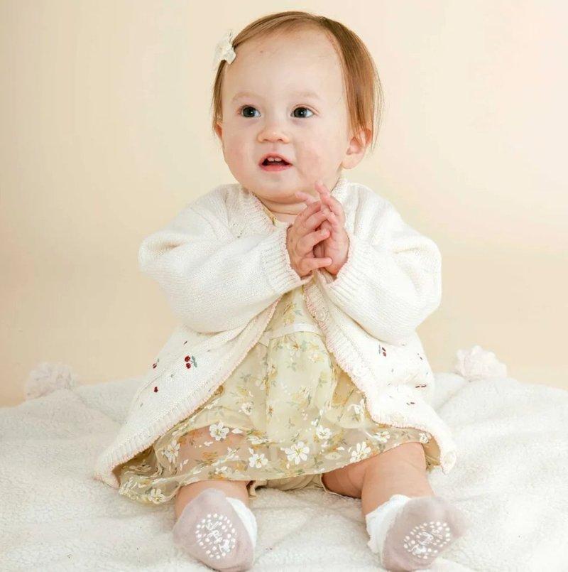 SLAP SLIP(スラップスリップ) 「サクランボ刺繍コットンニット ベビーカーディガン」F(70-80cm)  メール便対応の画像