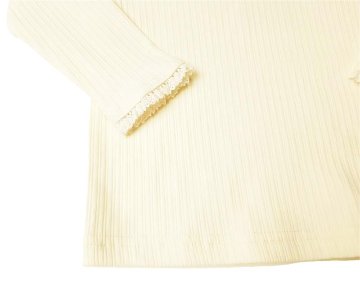 Souris(スーリー)「お花モチーフ付きスカラップフリル衿長袖カットソーブラウス」（80-90cm） メール便送料無料の画像