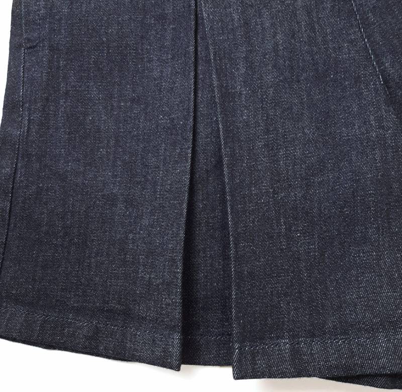 L.COPECK（エルコペック）「ボックスプリーツ ハートボタンキュロット」(100-140cm) 【メール便送料198円対応可】の画像