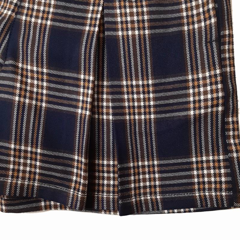 L.COPECK（エルコペック）「ボックスプリーツ チェック柄ハートボタンキュロット」(100-140cm) 【メール便送料198円対応可】の画像