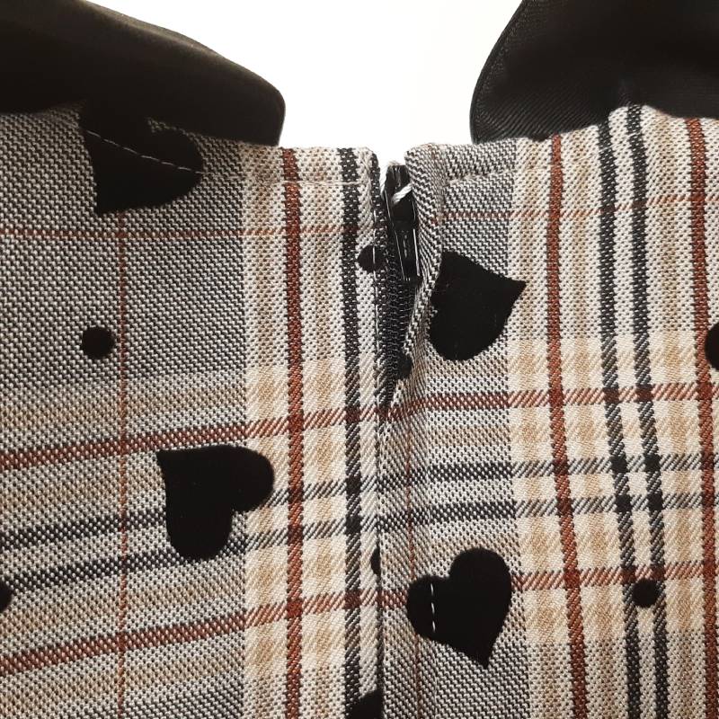 nino「先染チェック地ハートフロッキージャンパースカート」(90-150cm) の画像