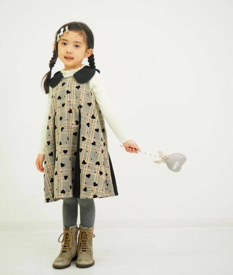 nino「先染チェック地ハートフロッキージャンパースカート」(90-150cm) の画像