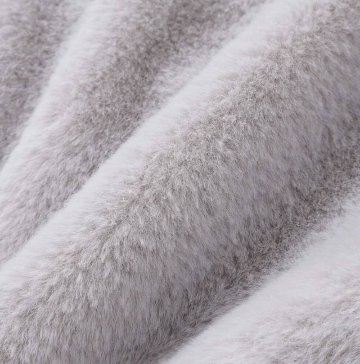 ZIDDY「フード付きショート丈ファーブルゾン」 (140-160cm)　の画像