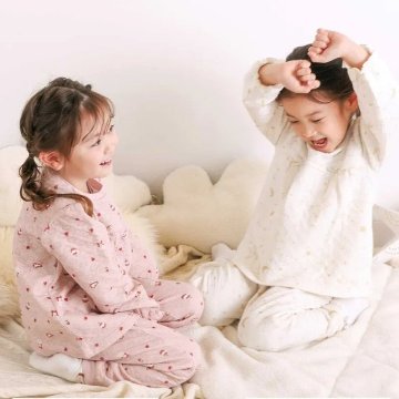 SLAP SLIP 「パジャマ 腹巻き一体型 みんな快眠！みんみんキルトパジャマ 上下セット」 (80~130cm) の画像