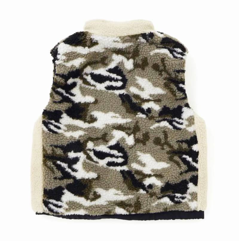 nexchic (ネクシック) 「タフタ×裏迷彩ボア リバーシプル ベスト」(110-150cm) の画像