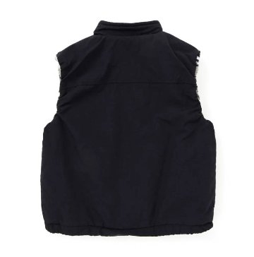 nexchic (ネクシック) 「タフタ×裏迷彩ボア リバーシプル ベスト」(110-150cm) の画像