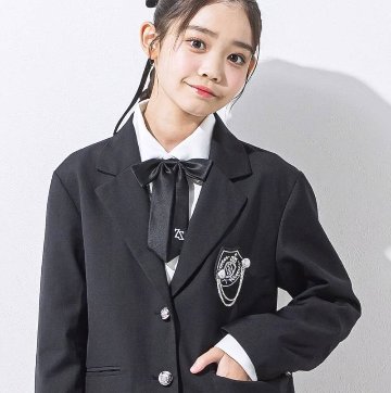 ZIDDY「ロゴエンブレムワッペン付きテーラードジャケット」(150-160cm)の画像