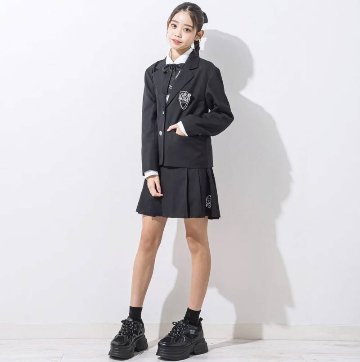 ZIDDY「ロゴエンブレムワッペン付きテーラードジャケット」(150-160cm)の画像