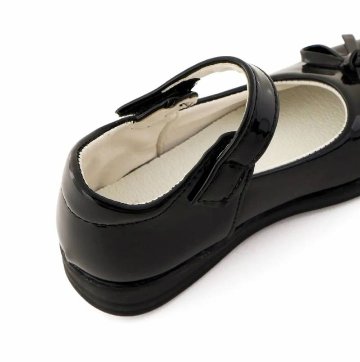 SLAP SLIP 「リボン付きエナメルストラップセレモニーシューズ」 (17-20cm) の画像