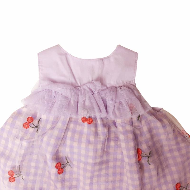 Souris(スーリー) 「ギンガムチェック サクランボ刺繍チュール ミルキースーツ 641」（80-90cm）の画像