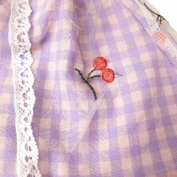 Souris(スーリー) 「ギンガムチェック サクランボ刺繍チュール ミルキースーツ 641」（80-90cm）の画像