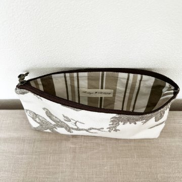 【S.M.G】　薄型ポーチ　（世界の四大陸）　ブラウンの画像