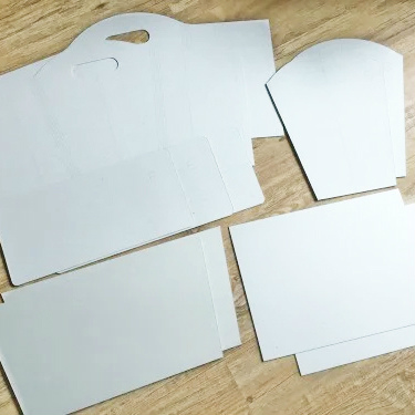 マルチラック　カット済厚紙セットの画像